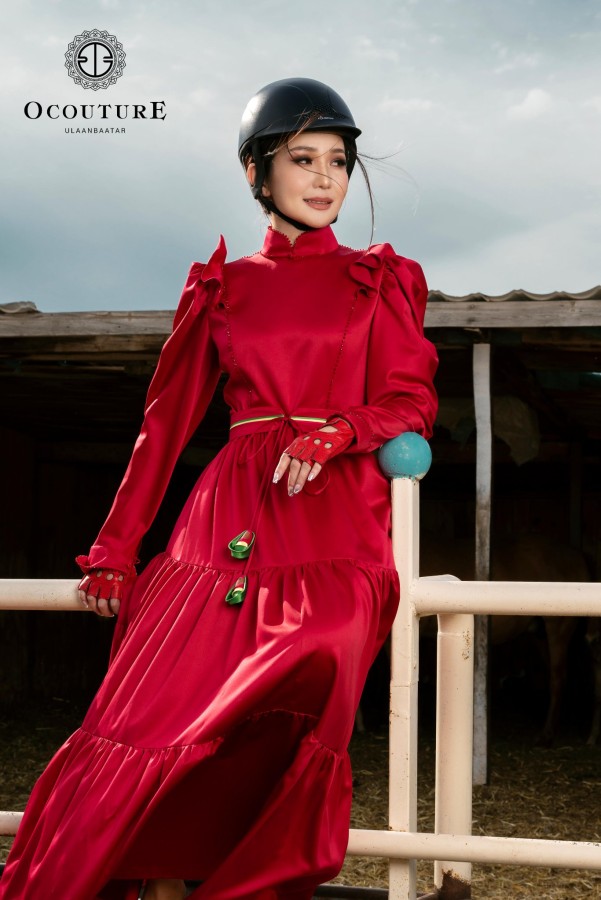 ФОТО: O Couture Mongolian Fashion Brand наадмын гоёлын загваруудаа танилцууллаа